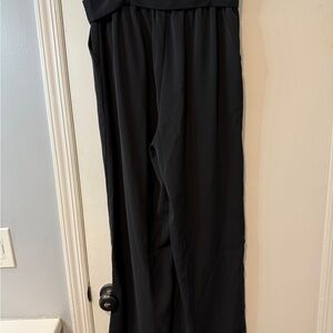 Elegant Black Women's Wide-legged Pants
